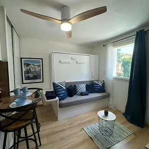 https://studio-vieux-et-parking.fr-provencehotel.com